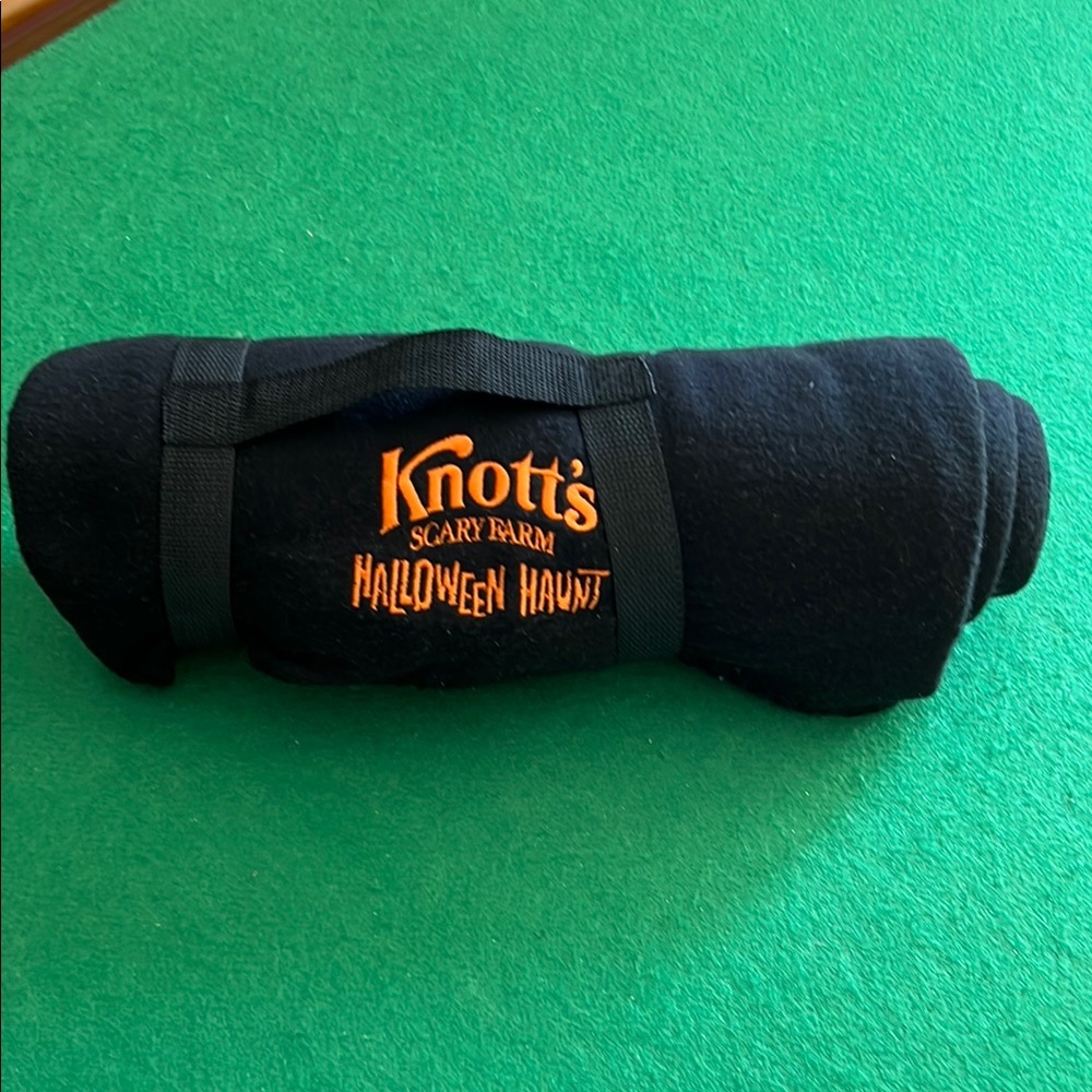 Knott's Scary Farm Halloween Haunt Blanket